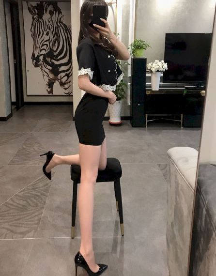 情侣半裸头像欧美头像_高清超清在线观看