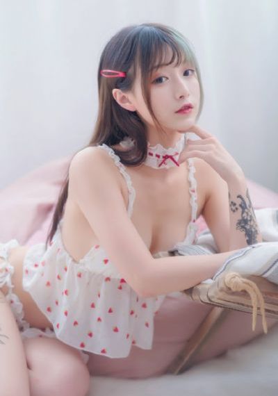 欧美休闲街拍夏装_蓝光免费高清观看