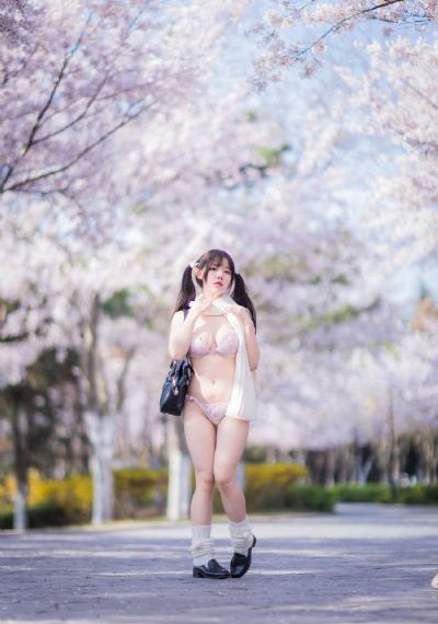日韩精品成人亚洲欧美在线观看_蓝光超清免费观看