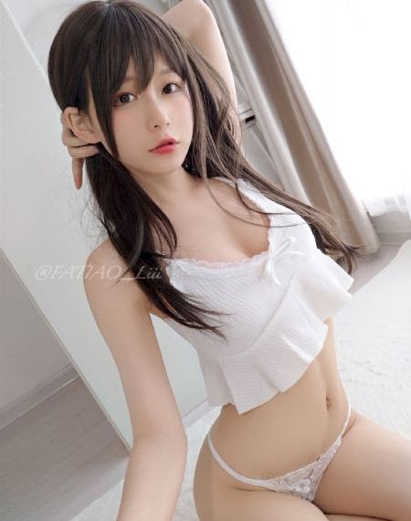 欧美大胆久久_短视频完整无删减版