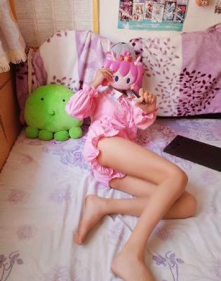 欧美丑女美女图片_国产在线观看