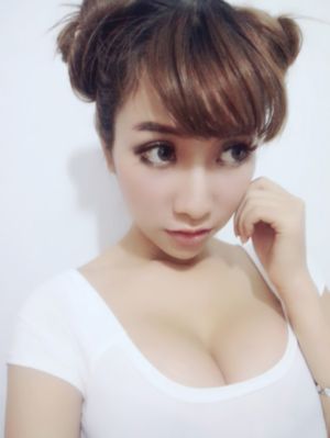 欧美私人游艇美女_剧情片在线播放