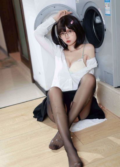 欧美大奶美穴图_720在线视频播放