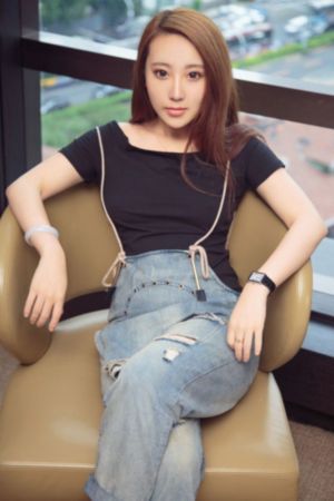 偷拍一二三区美女洗澡_BD国语免费高清观看