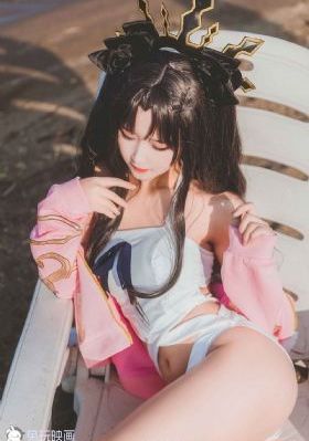 欧美性感包臀连衣裙_1080动漫免费观看