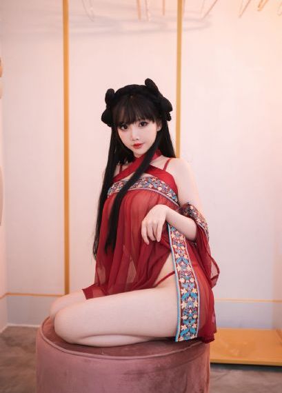 欧美变态巨乳少妇_超清在线视频播放