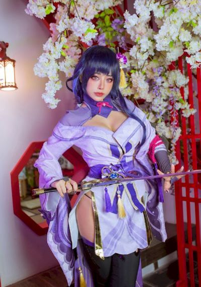 欧美香奈儿模特壁纸_720手机在线看