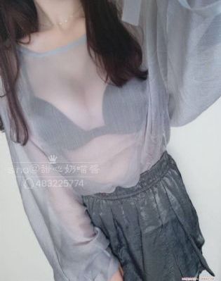 黄色三级美女_1080P完整视频观看