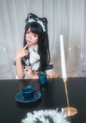 欧美沙滩比基尼视频_BD英语高清在线