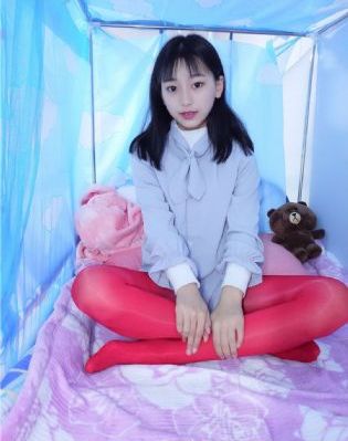 个性外套女欧美_BD英语超清在线观看